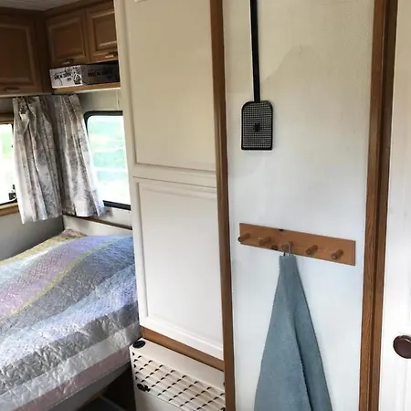 Bed & Breakfast 5 Min From E47 - Dogs Welcome - Cosy Farm 3*