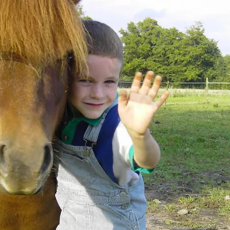 Bed & Breakfast 5 Min From E47 - Dogs Welcome - Cosy Farm