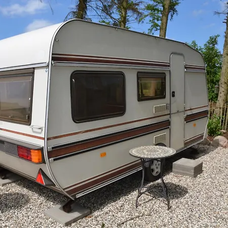 Cosy Farm - Caravans - Dogs Welcome - 5 Min From E47