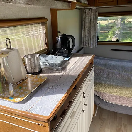 Simple living - Caravan - Cosy Farm BnB