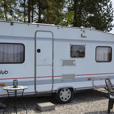 Bed & Breakfast 5 Min From E47 - Dogs Welcome - Cosy Farm