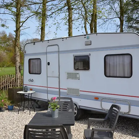 Cosy Farm - Caravans - Dogs Welcome - 5 Min From E47