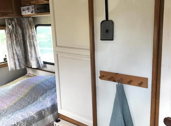 Bed & Breakfast 5 Min From E47 - Dogs Welcome - Cosy Farm 3*