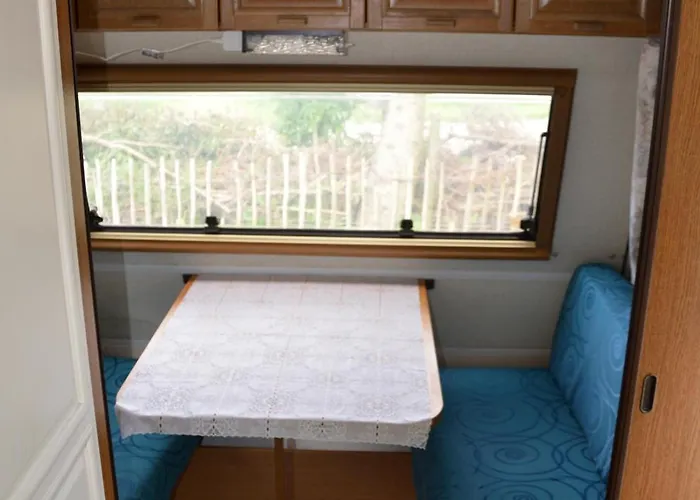 5 Min From E47 - Dogs Welcome - Cosy Farm Bed & Breakfast Tureby
